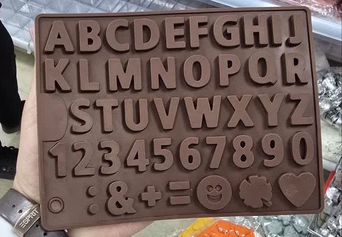 قالب ورقی اعداد و حروف متوسط